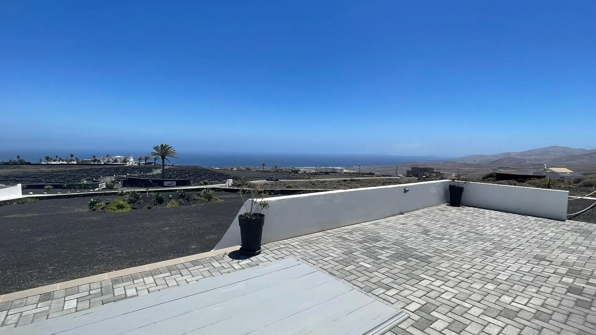 Asomada Views Apartamentos Tias 0*,